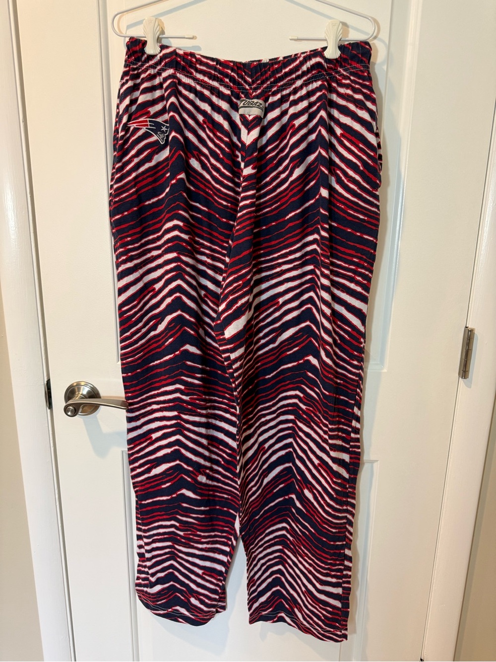 NFL Patriots Zubaz Navy, Red & White Pants